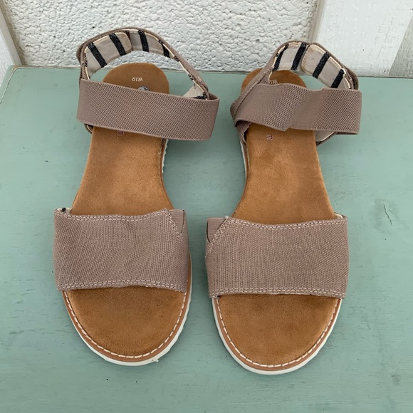 BOB’S from Skechers Memory Foam Sandals - Picture 2 of 7